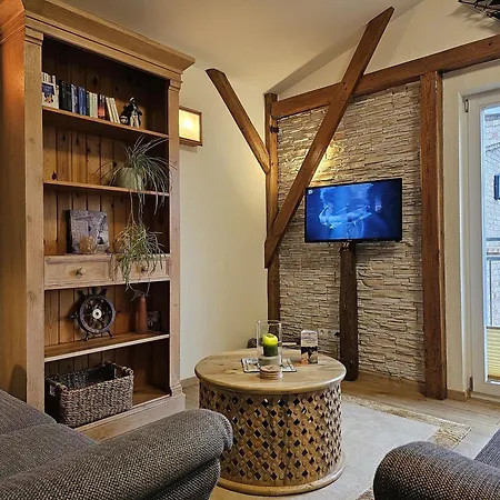Hyggezeit Im 'Heuboden' Am Schilfmeerhof * Korkwitz